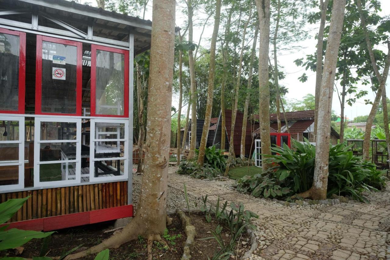 Urbanview Villa Lukulo Kebumen By Reddoorz Luaran gambar