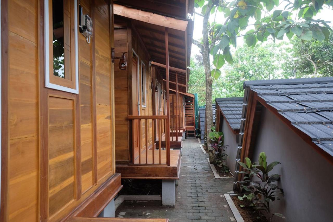 Urbanview Villa Lukulo Kebumen By Reddoorz Luaran gambar